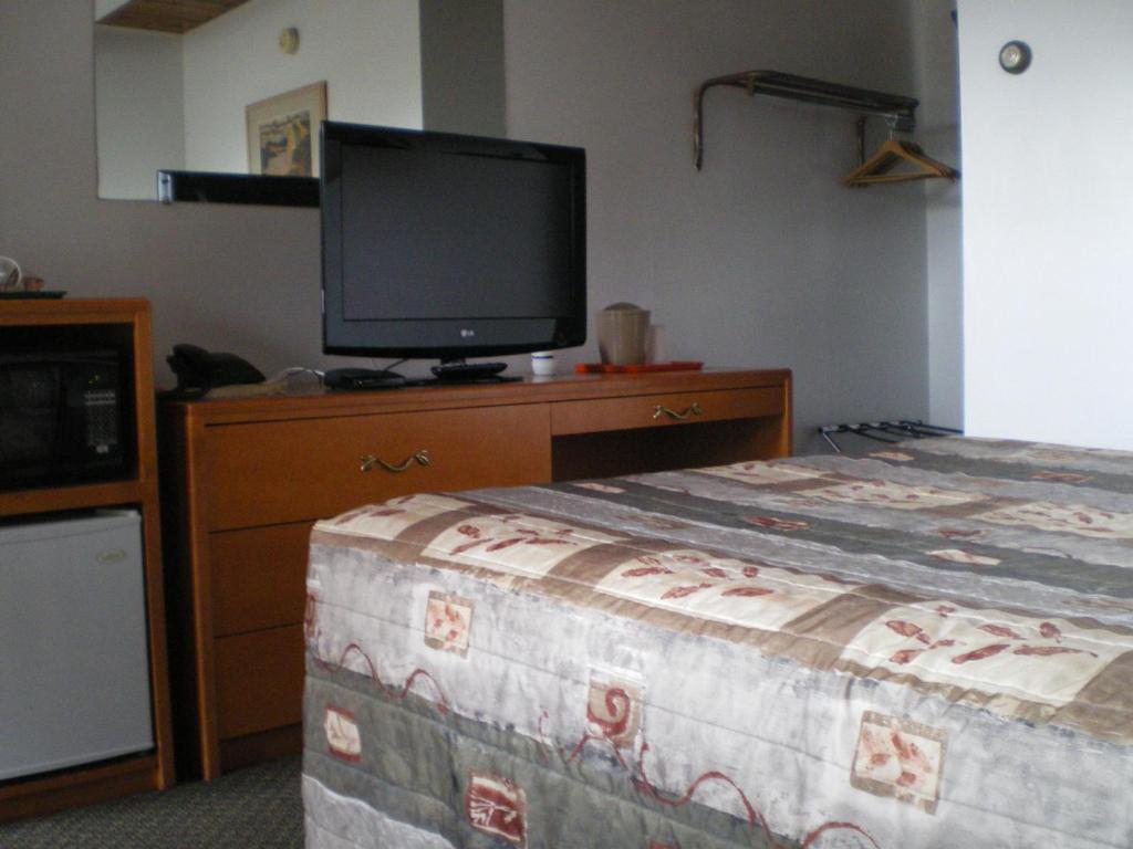 Sun-Dek Motel Medicine Hat Kültér fotó
