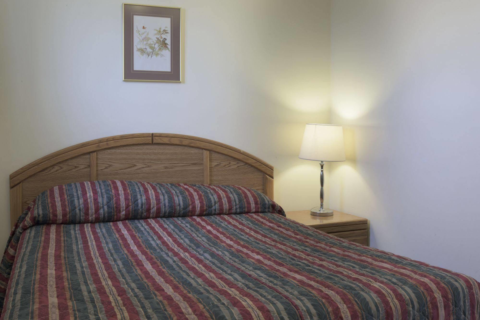 Sun-Dek Motel Medicine Hat Kültér fotó