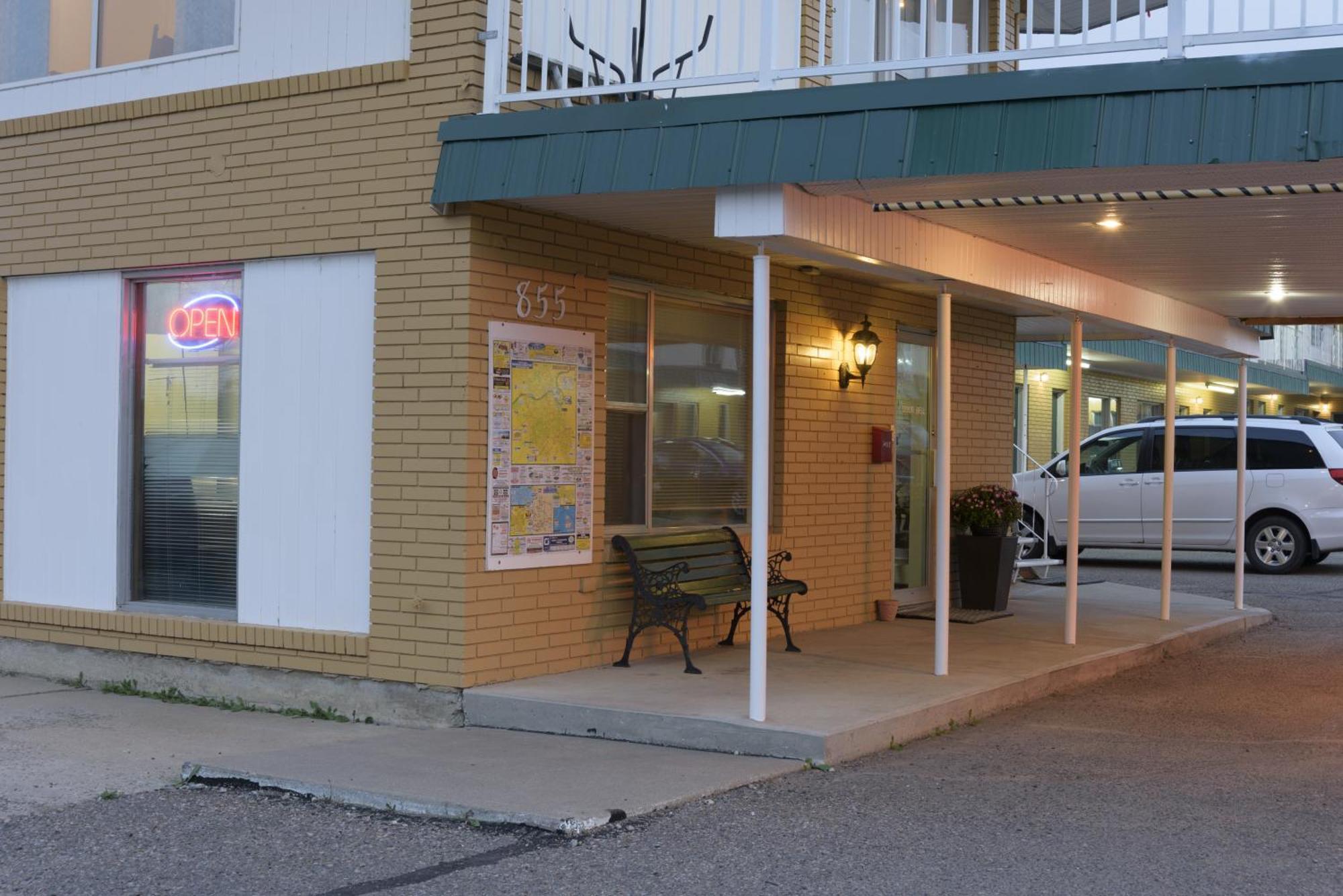 Sun-Dek Motel Medicine Hat Kültér fotó